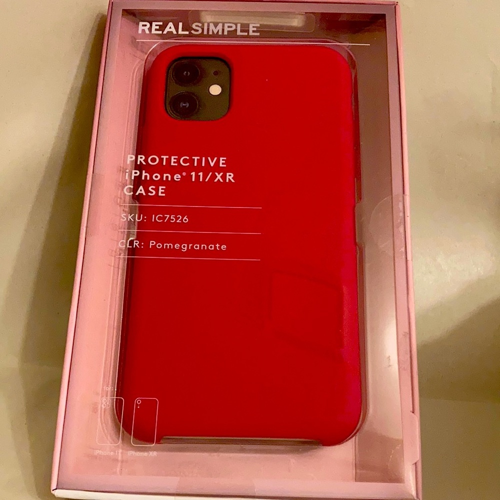 PROTECTIVE IPHONE CASE 11, XR